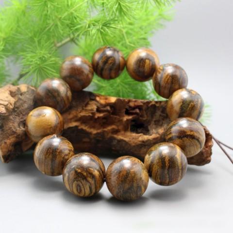 vong-tay-go-tram-huong-ho-soc_3_